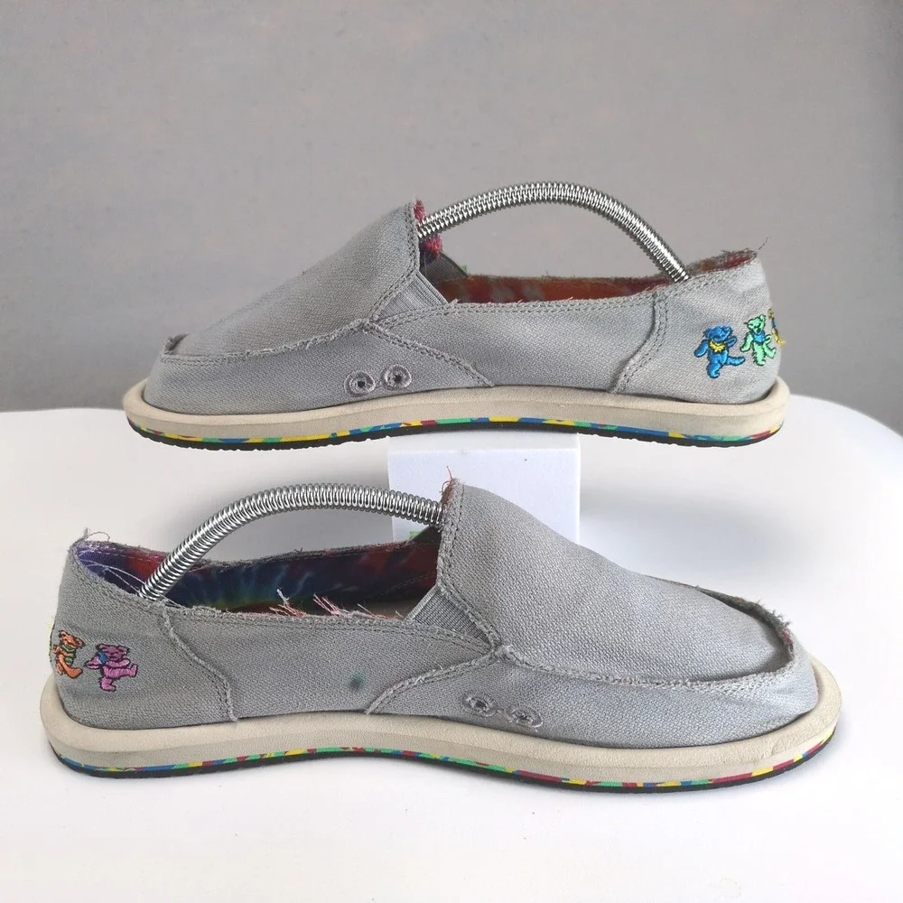 Sanuk Grateful Dead Vagabond Sidewalk Surfer Gray Slip On Shoes Womens 11 Mens 9